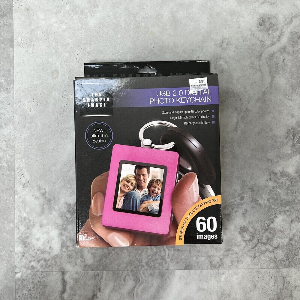 Sharper Image Ultra Thin Design 1.5" Digital Photo Keychain USB 2.0 to 60 Pink‎